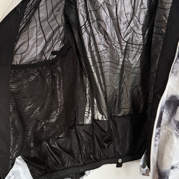 Snowboarding Jacket GSOU Snow Black and White Mountain Print Jacket - Picture 7 of 12